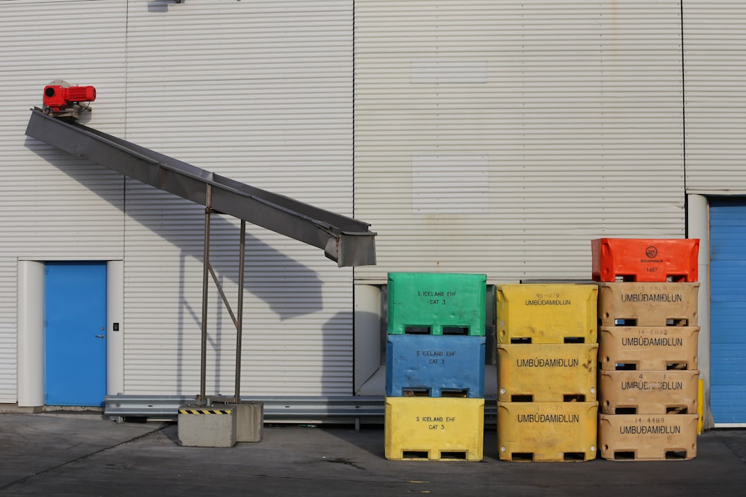 Caliper vs. Basis Weight: The Two Paper Properties That Actually Predict Box Strength